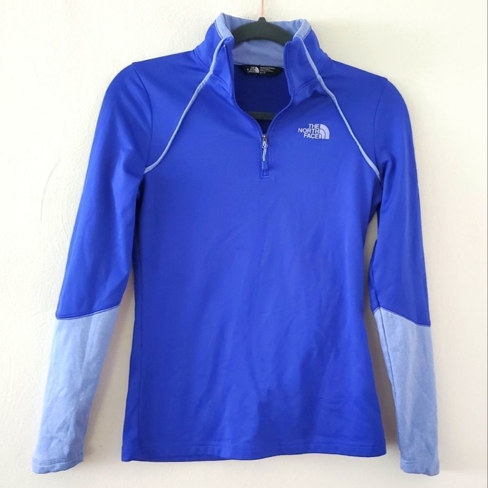 *The North Face Perriwinkle Performance 1/4 Zip